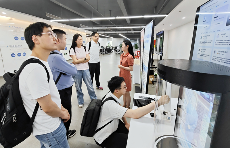 精准对接行业企业需求 科学修订人才培养方案 ——人工智能学院赴成都企业开展人才培养专项调研